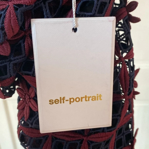 Self-Portrait Floral Grid Cold Shoulder Mini Dress Burgundy Navy Guipure Lace 6‎ - Picture 14 of 16